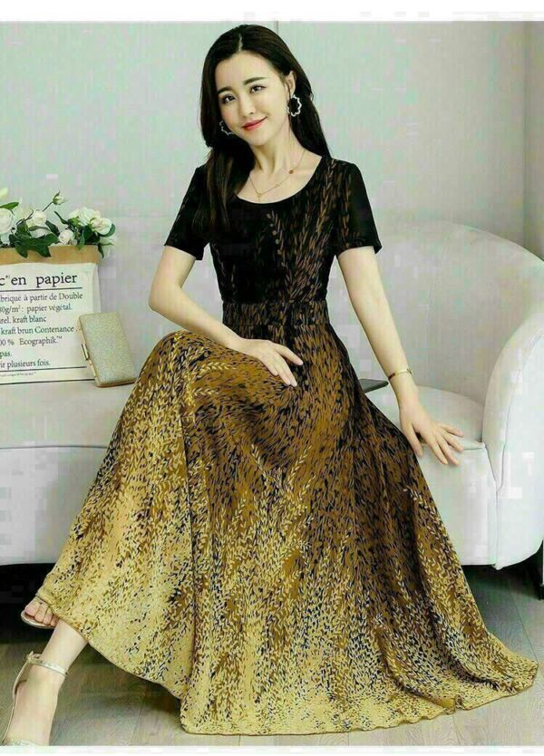 Đầm xòe hoa vàng cổ tròn - MC2-63